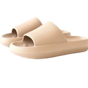 Sootheez nude slippers